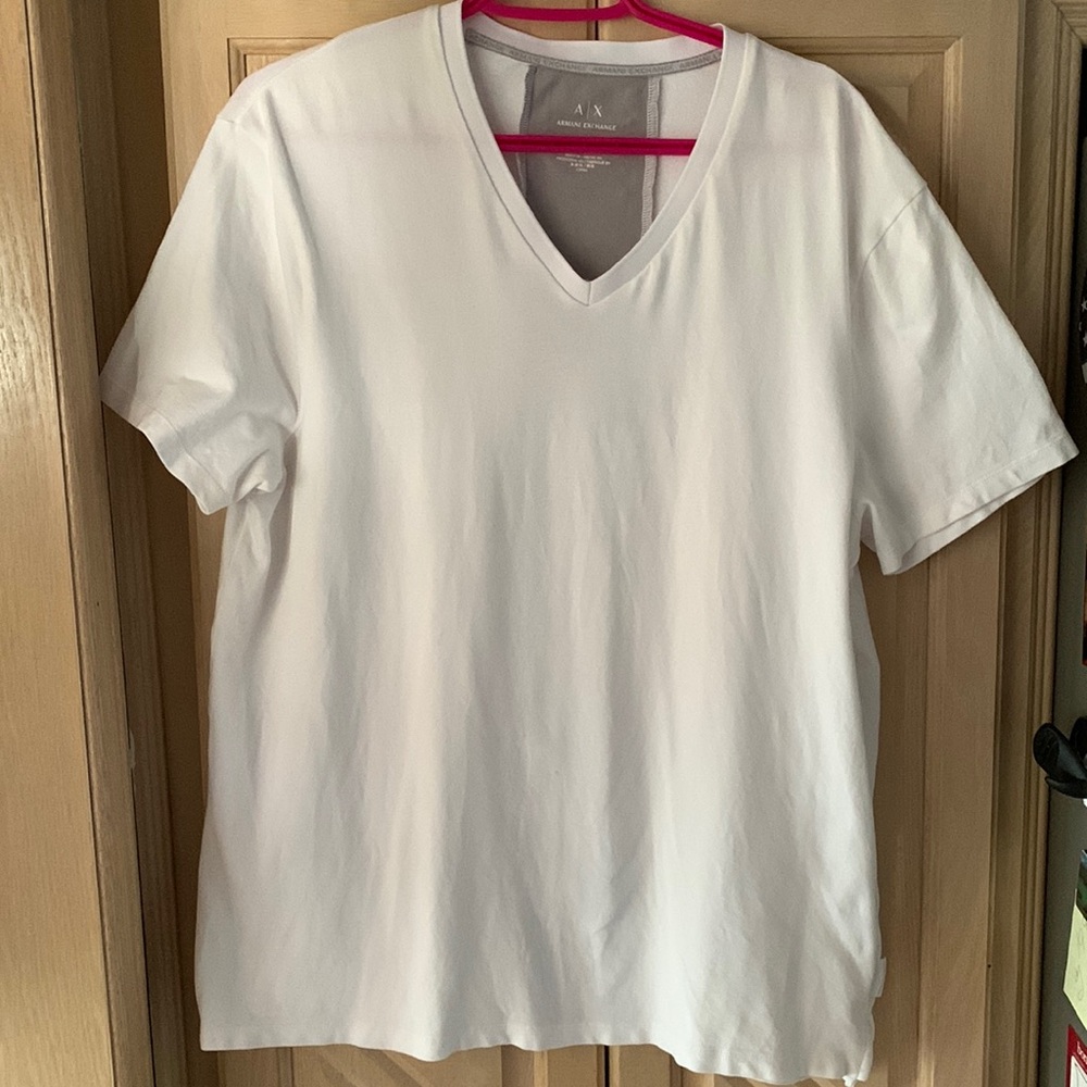 A/X Armani Exchange Men’s V neck short sleeve tee-shirt XL